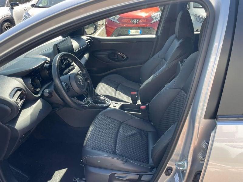 Toyota Yaris Hybrid Lounge MY22 GARANZIA FINO AL 2037