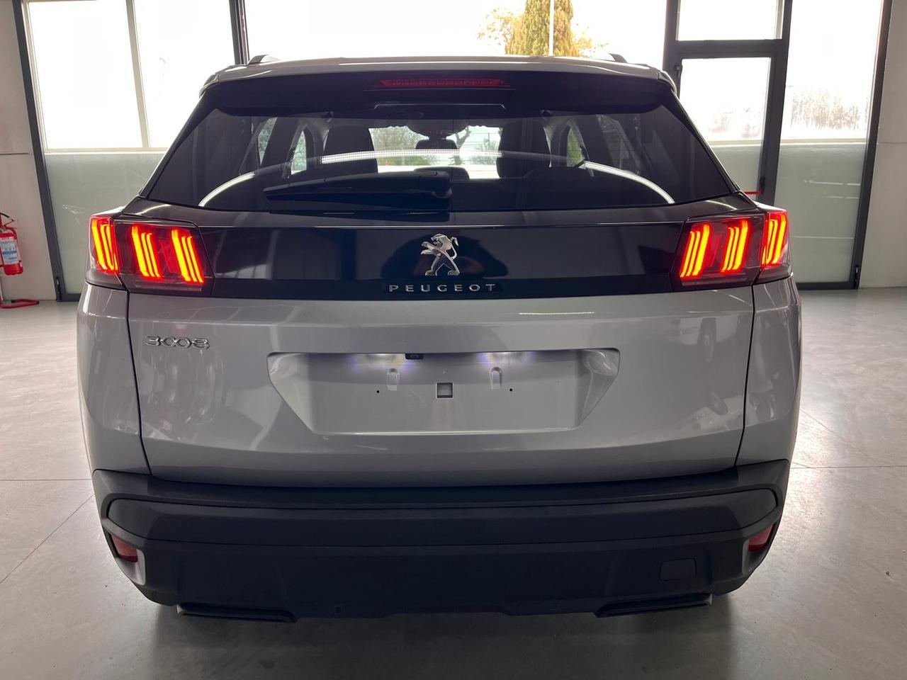 Peugeot 3008 BlueHDi 130 S&S EAT8 Active business Pack