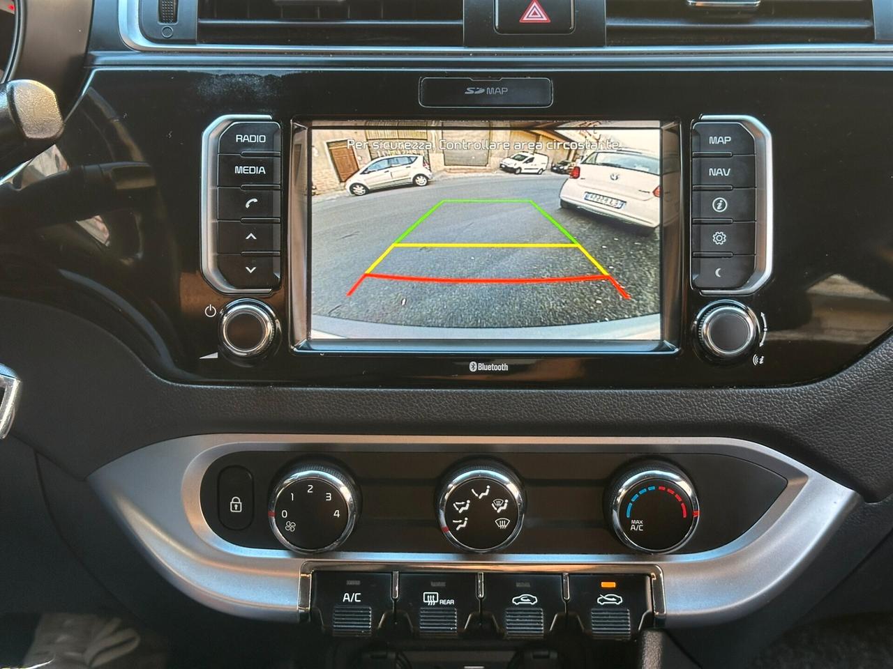Kia Rio 1.1 CRDi 5 P OK neopatentati