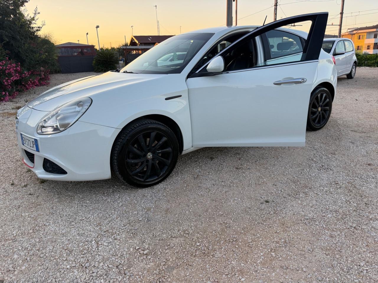 Alfa Romeo Giulietta 2.0 JTDm-2 170 CV 3.999€ PERMUTE