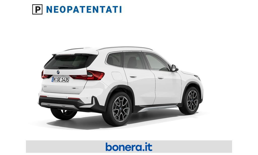 BMW X1 18 i X-Line sDrive DCT