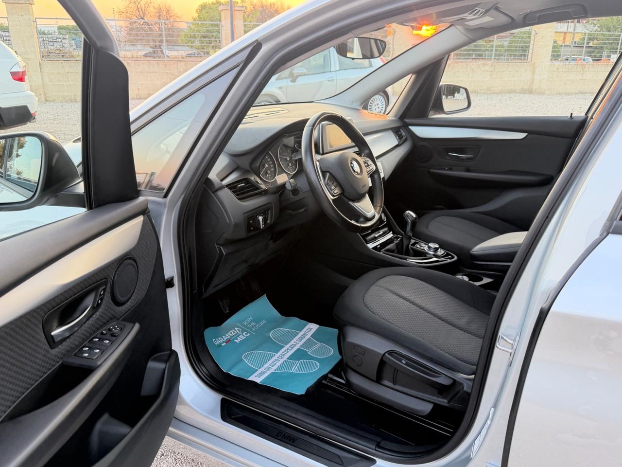 Bmw 2er Active Tourer 216d Luxury