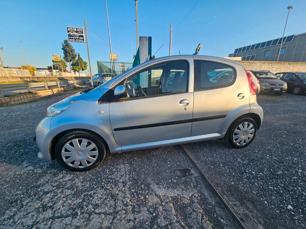 Peugeot 107 1.4 HDi 5p. Sweet Years