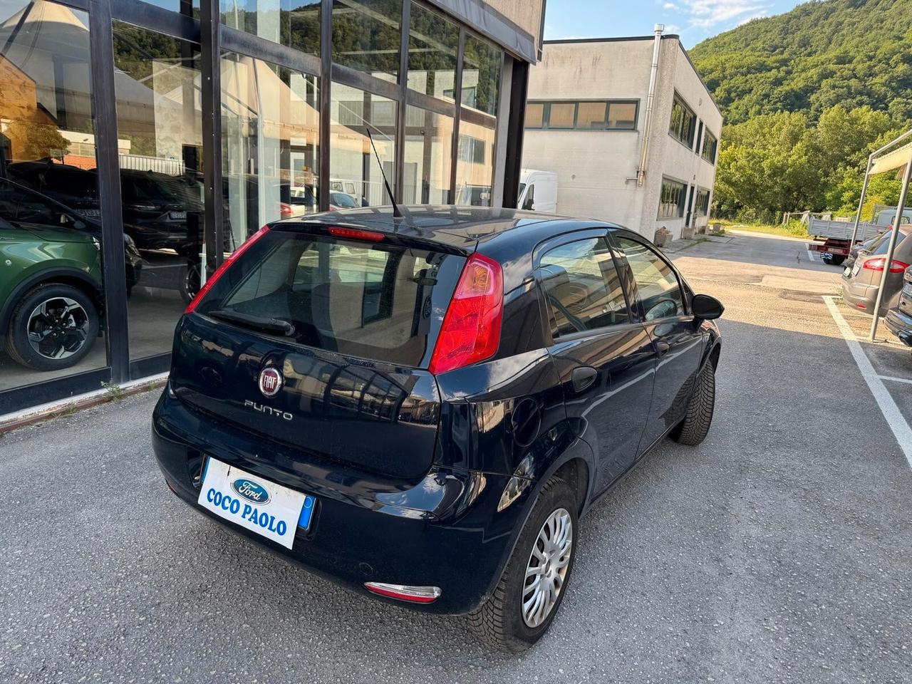 Fiat Punto 1.4 8V 5 porte Natural Power Street