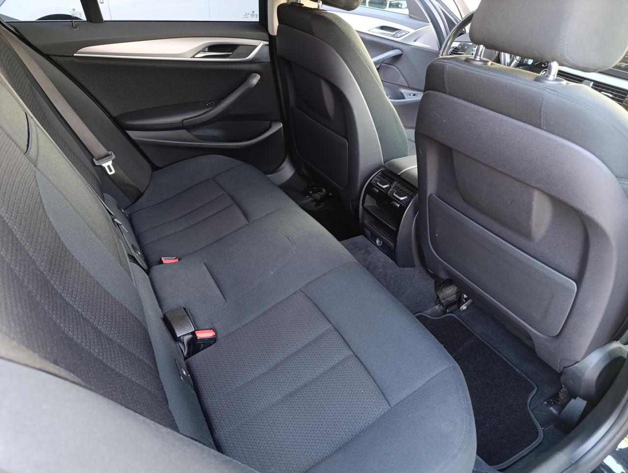 BMW 520 d Touring Business auto