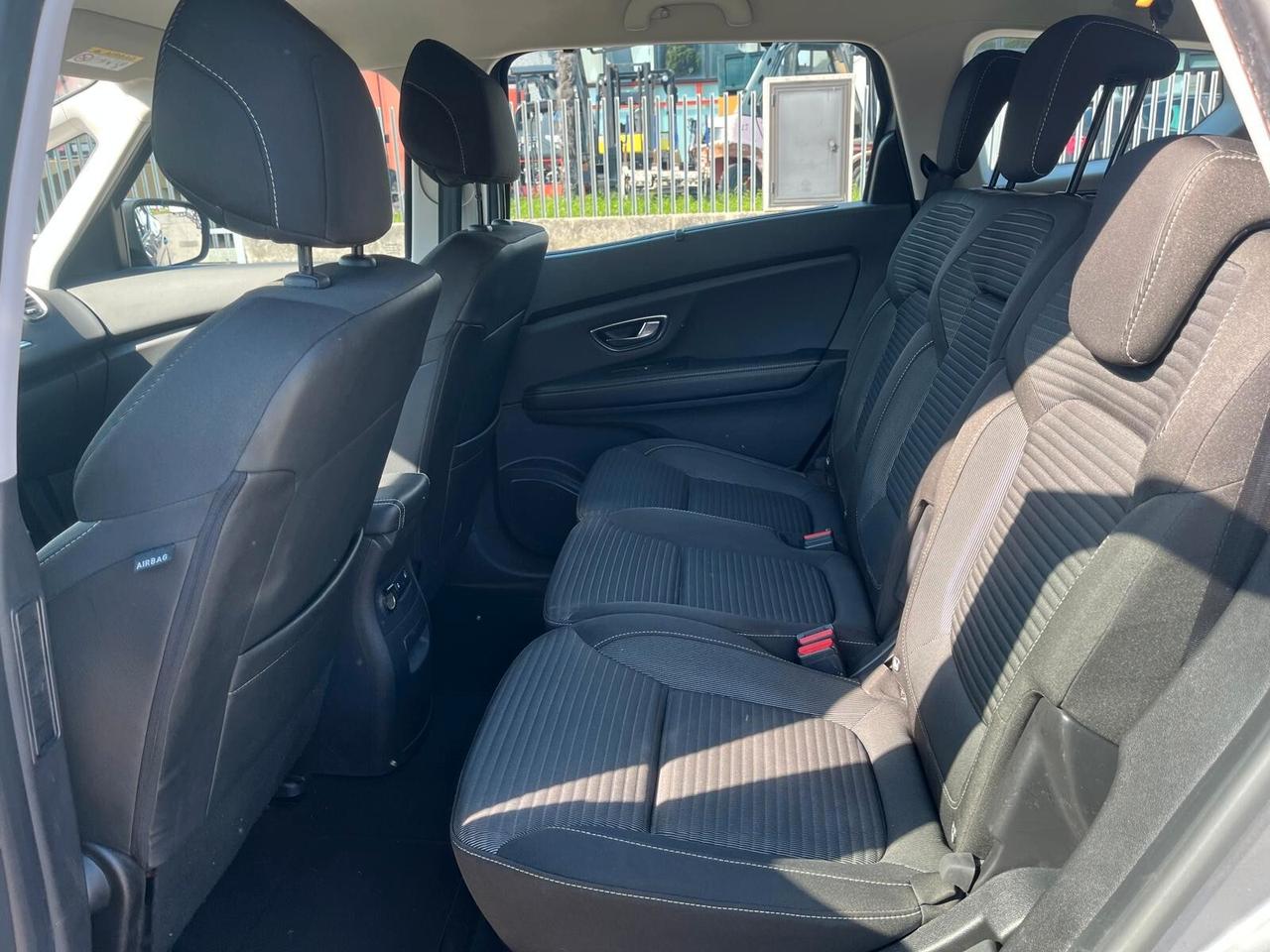 Renault Grand scenic TCe 140 CV
