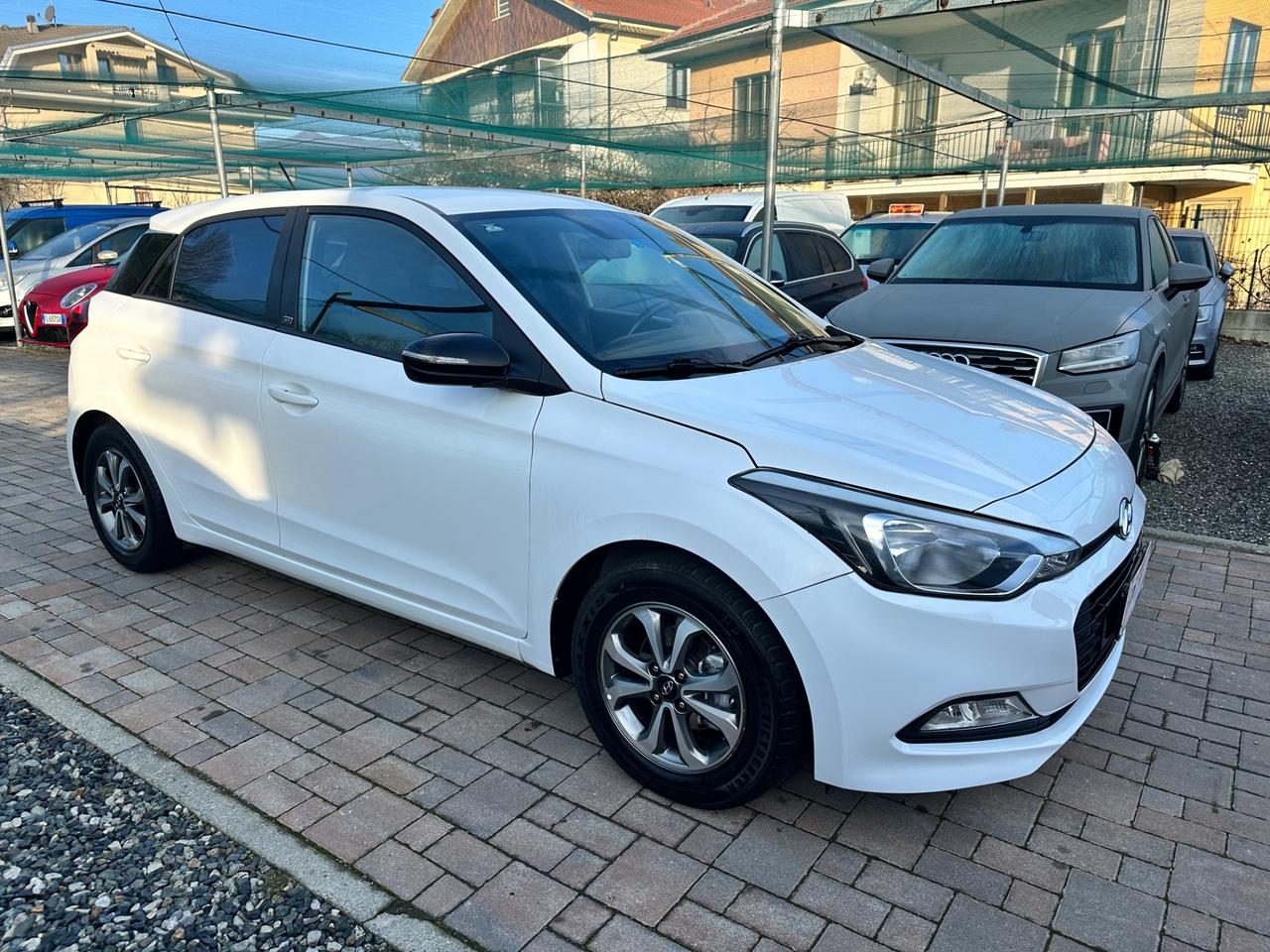 Hyundai i20 1.2 5 porte Econext Go!