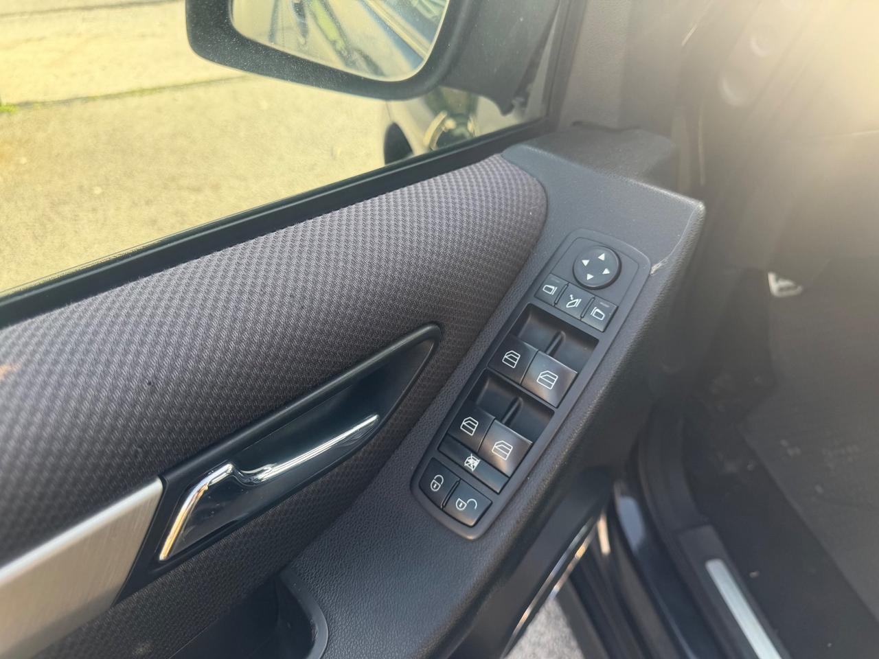 Mercedes-benz B 200 2.0 diesel 2010