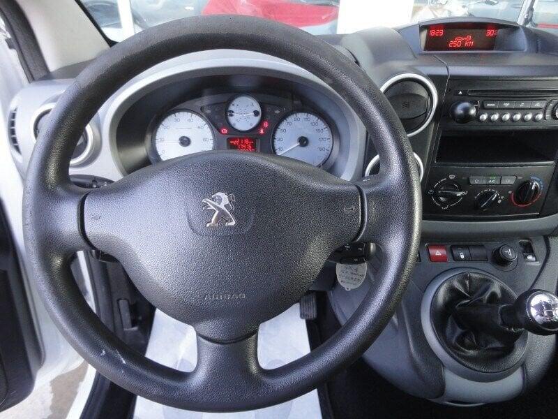 Peugeot Partner Partner Tepee BlueHDi 100 4x4 Active Traction Control