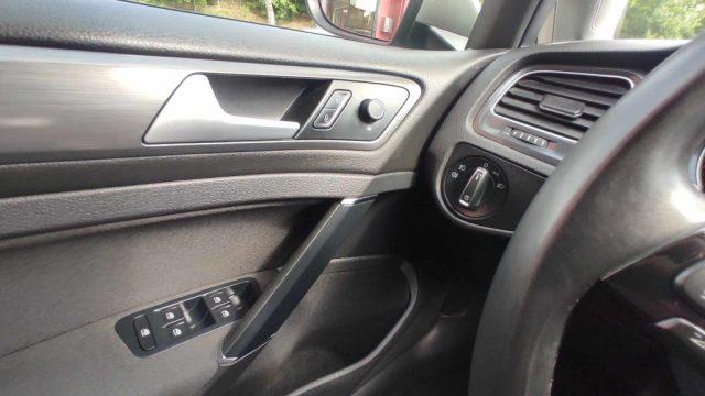 VOLKSWAGEN Golf 1.6 TDI 115CV DSG SERIE 7- Business BM Technolo