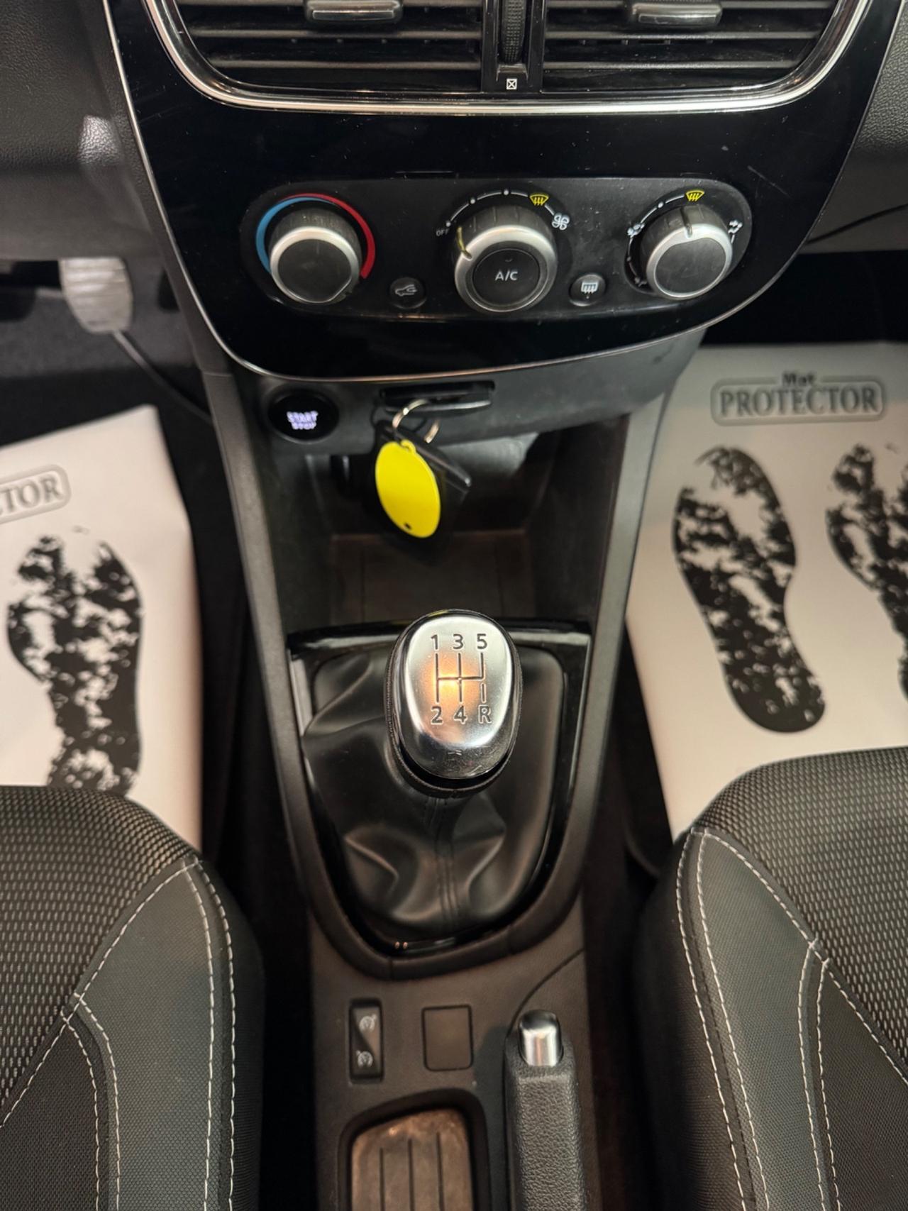 Renault Clio TCe 5 porte Energy Intens