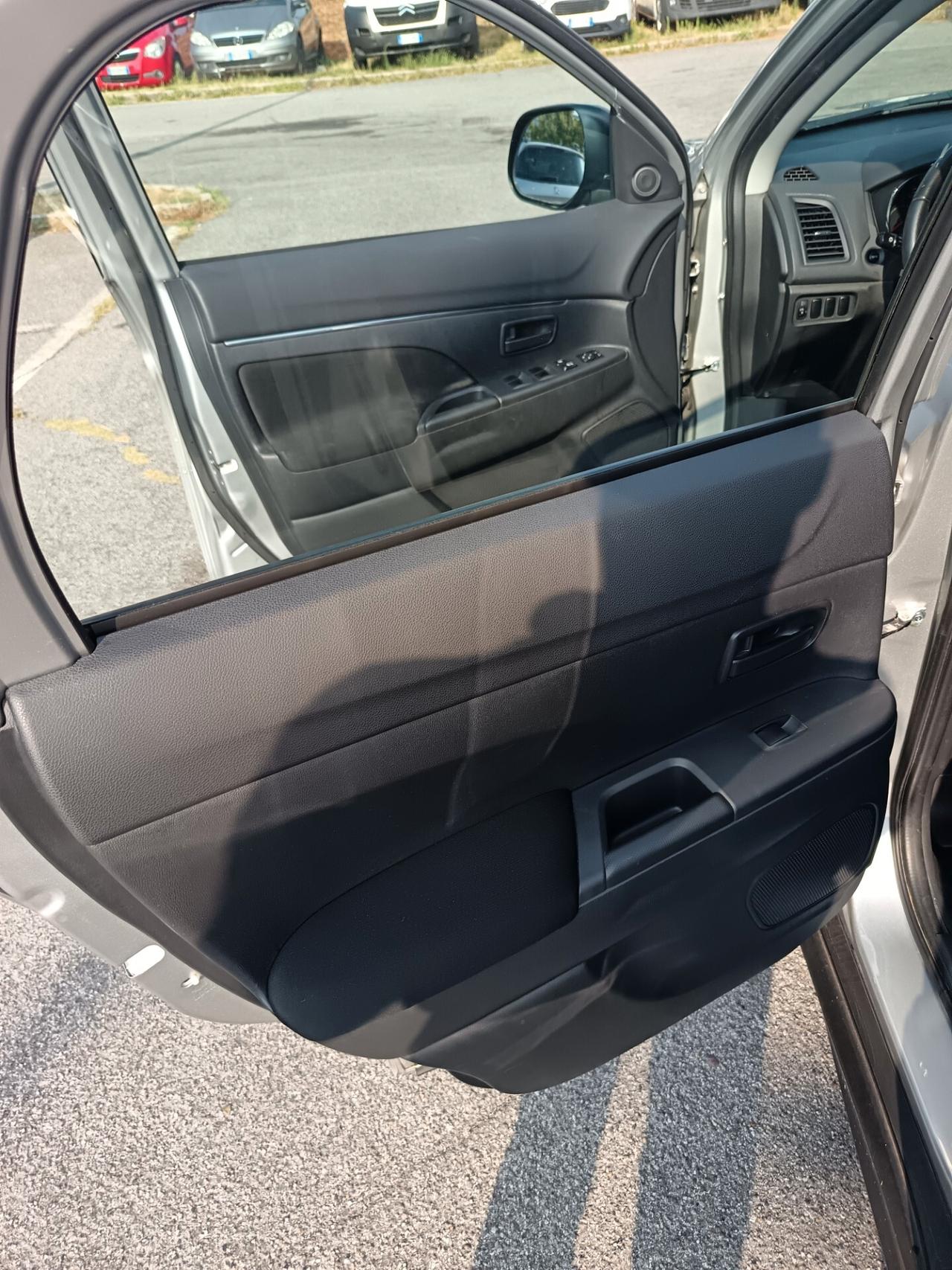 Mitsubishi ASX 1.6 2WD Instyle Navi