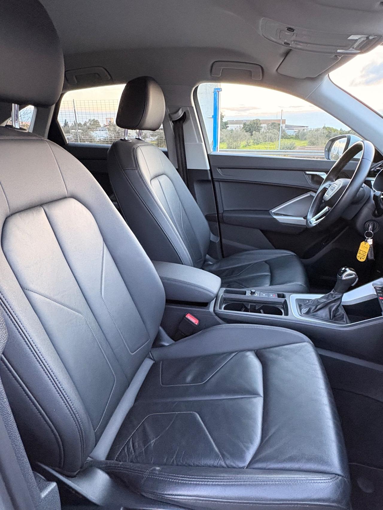 Audi Q3 35 TDI Sportback s line edition