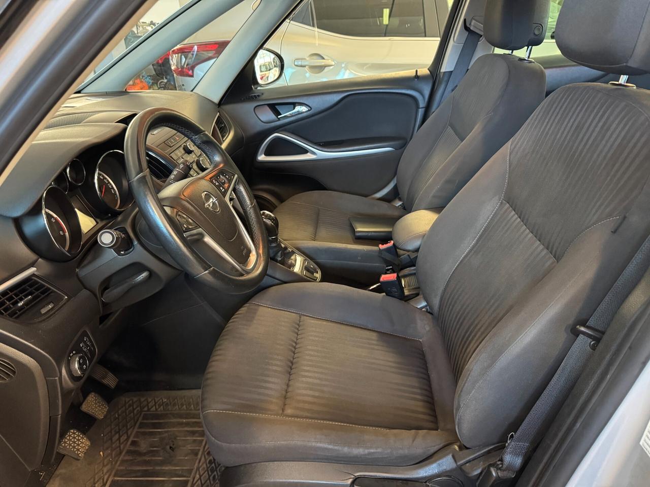 Opel Zafira Tourer 2.0 CDTi 110CV Cosmo 7 POSTI