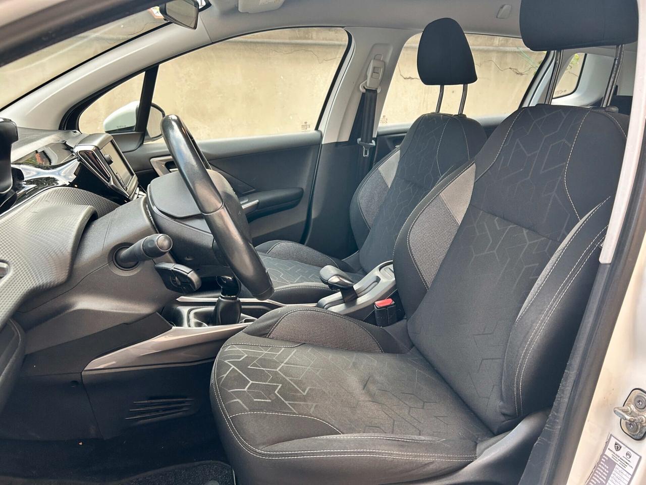 Peugeot 2008 1.2 Benzina 82CV - 2016