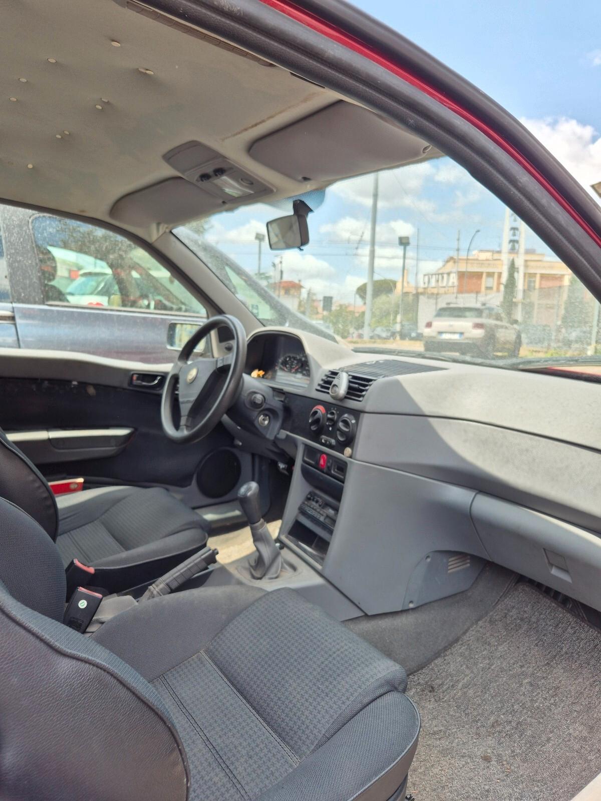 Alfa Romeo 145 1.3 IE cat