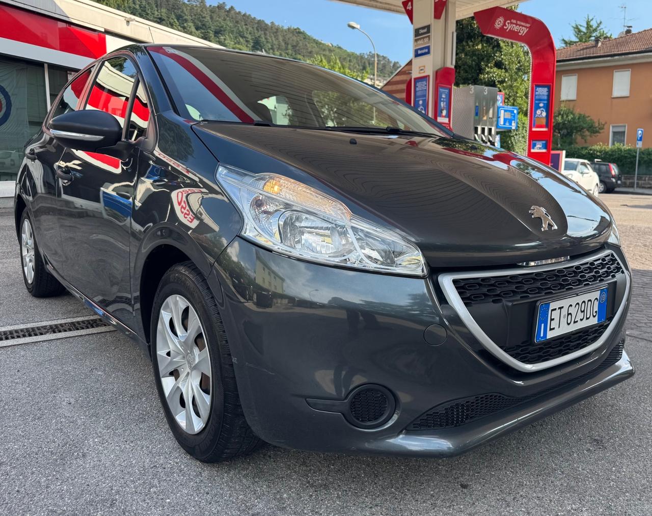 Peugeot 208 1.2 VTi 82 CV 5 porte Allure