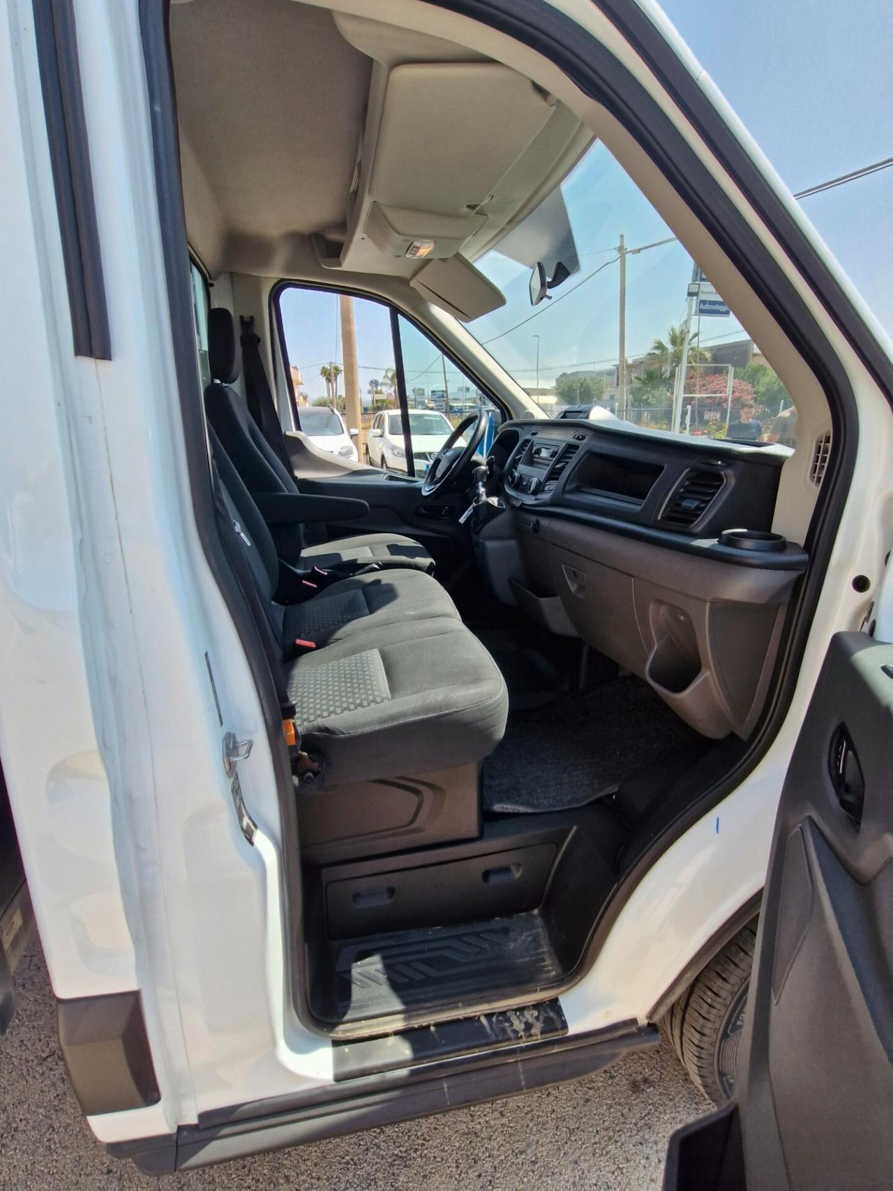 Ford Transit 350 2.0TDCi EcoBlue 130CV RWD PL Cab.Trend