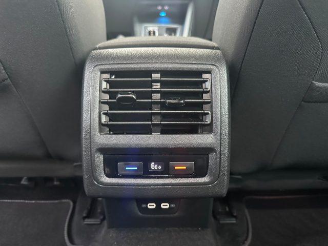 VOLKSWAGEN Golf 1.4 TSI eHYBRID 204 CV DSG Style