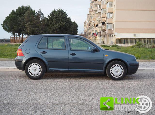 VOLKSWAGEN Golf 1.4 16V cat 5 porte