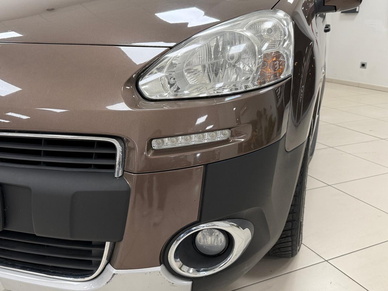 Peugeot Partner Tepee 1.6 e-HDi 92 CV S&S Outdoor - 2012
