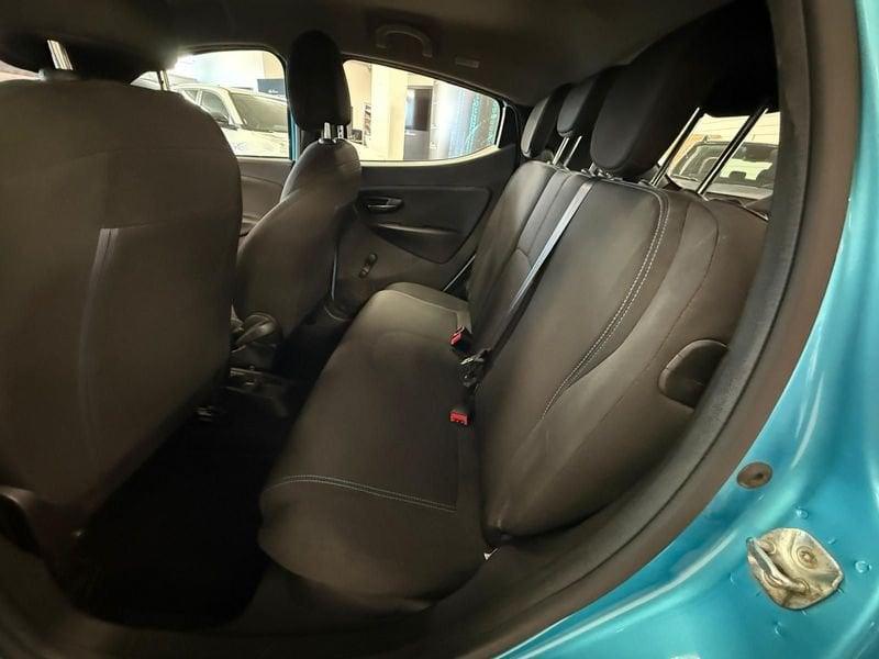 Lancia Ypsilon Ypsilon 1.2 69 CV 5 porte Silver