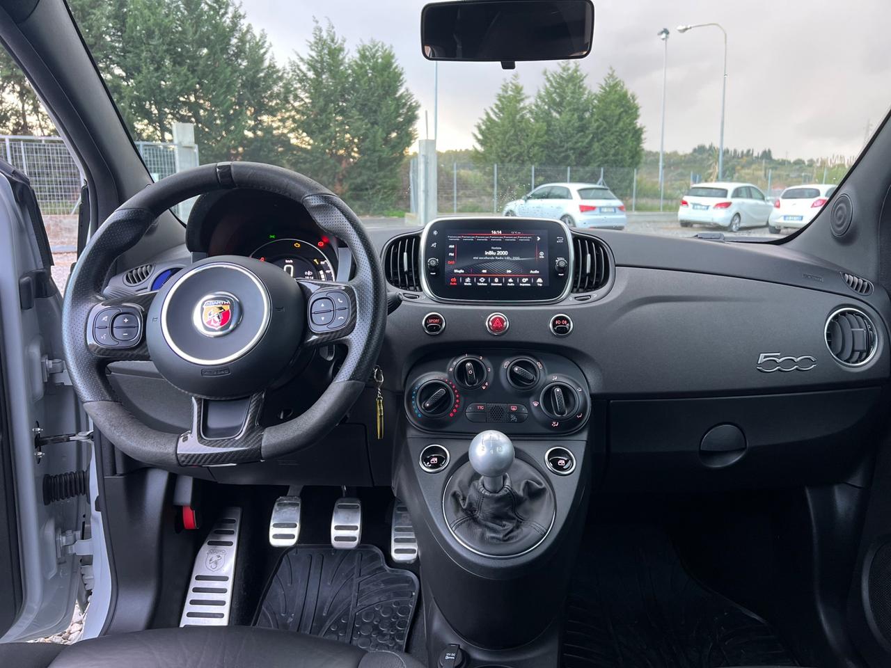 Abarth 595 1.4 Turbo T-Jet 180 CV Competizione