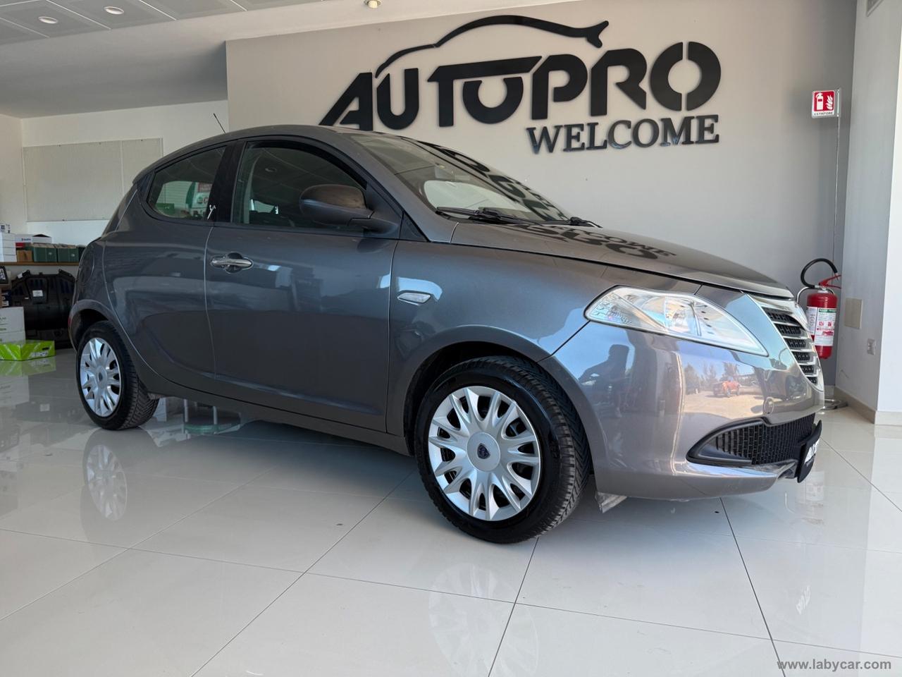 LANCIA Ypsilon 1.2 69 CV 5p. S&S Silver