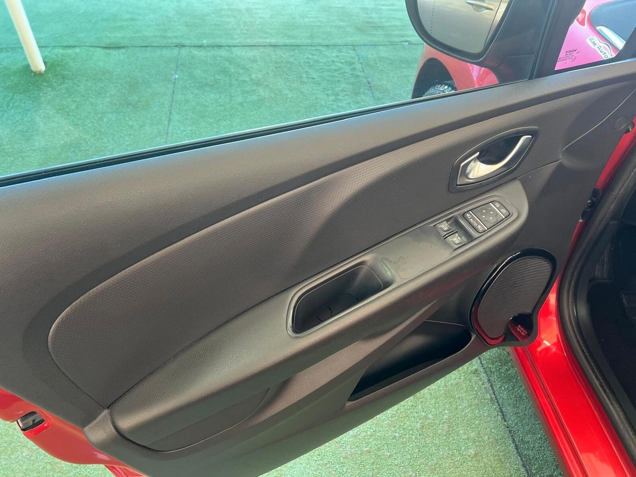 RENAULT CLIO DUEL 900 BENZINA/GPL DI SERIE 90CV