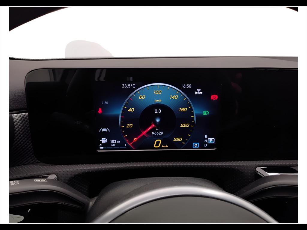 Mercedes-Benz Classe A - W177 2018 - A 180 d Sport auto