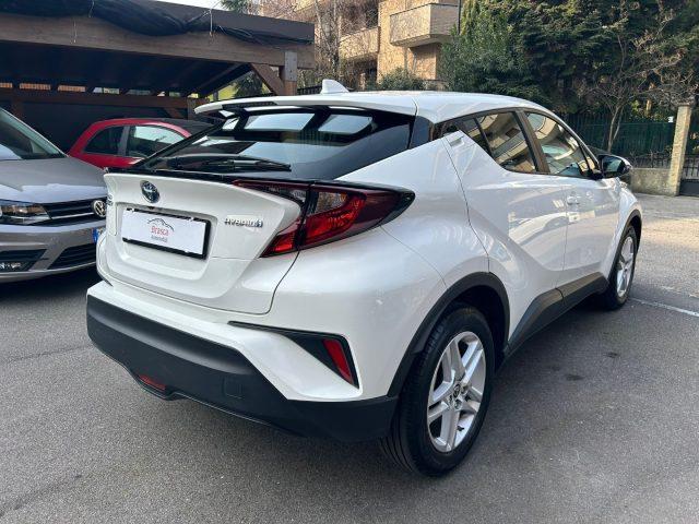 TOYOTA C-HR 1.8 Hybrid E-CVT Active