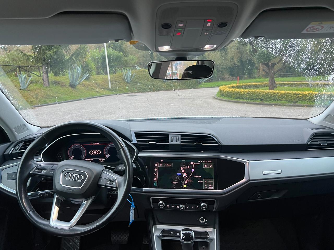 Audi Q3 35 TDI S tronic Business