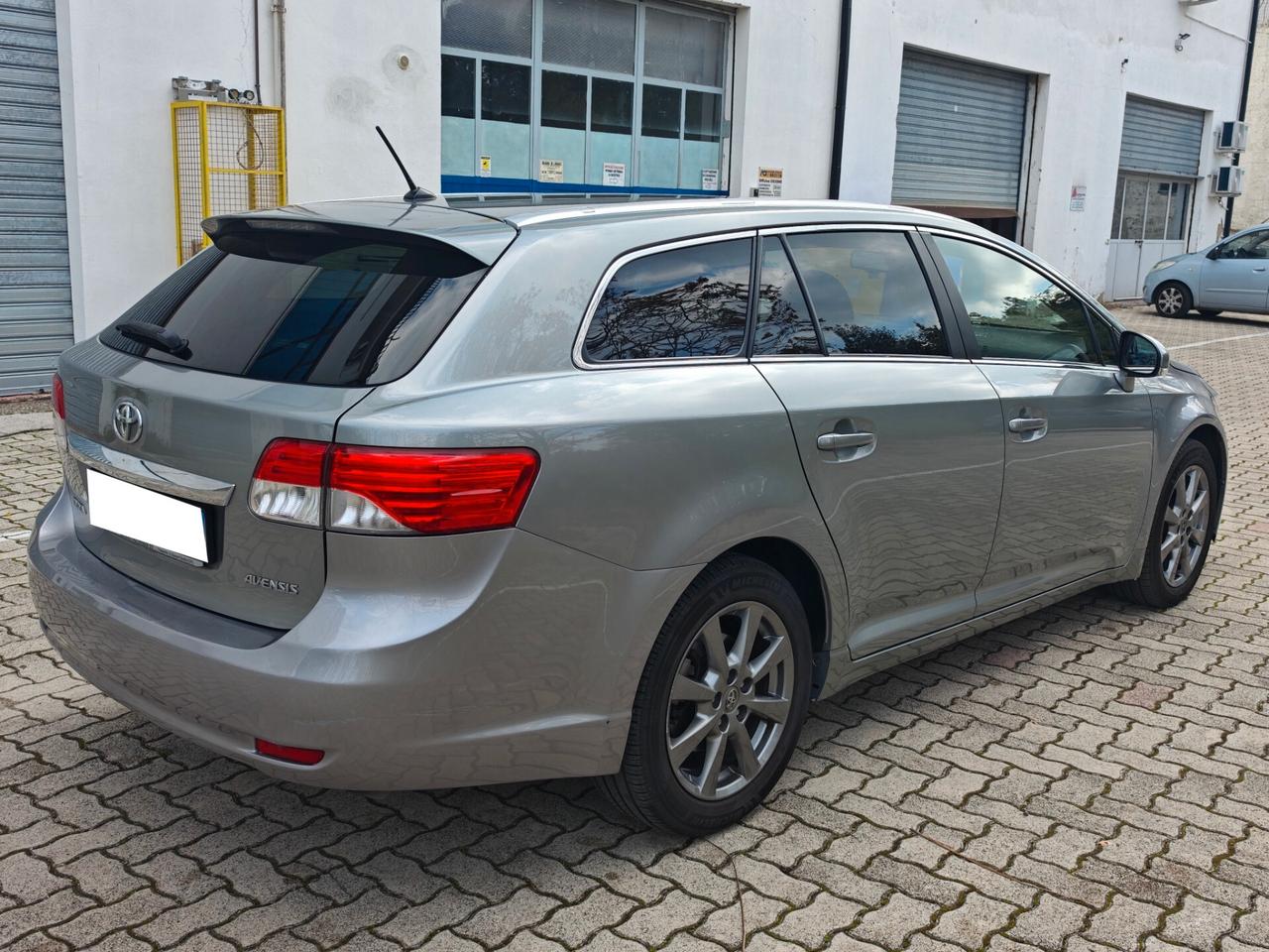 Toyota Avensis 2.0 D-4D Wagon