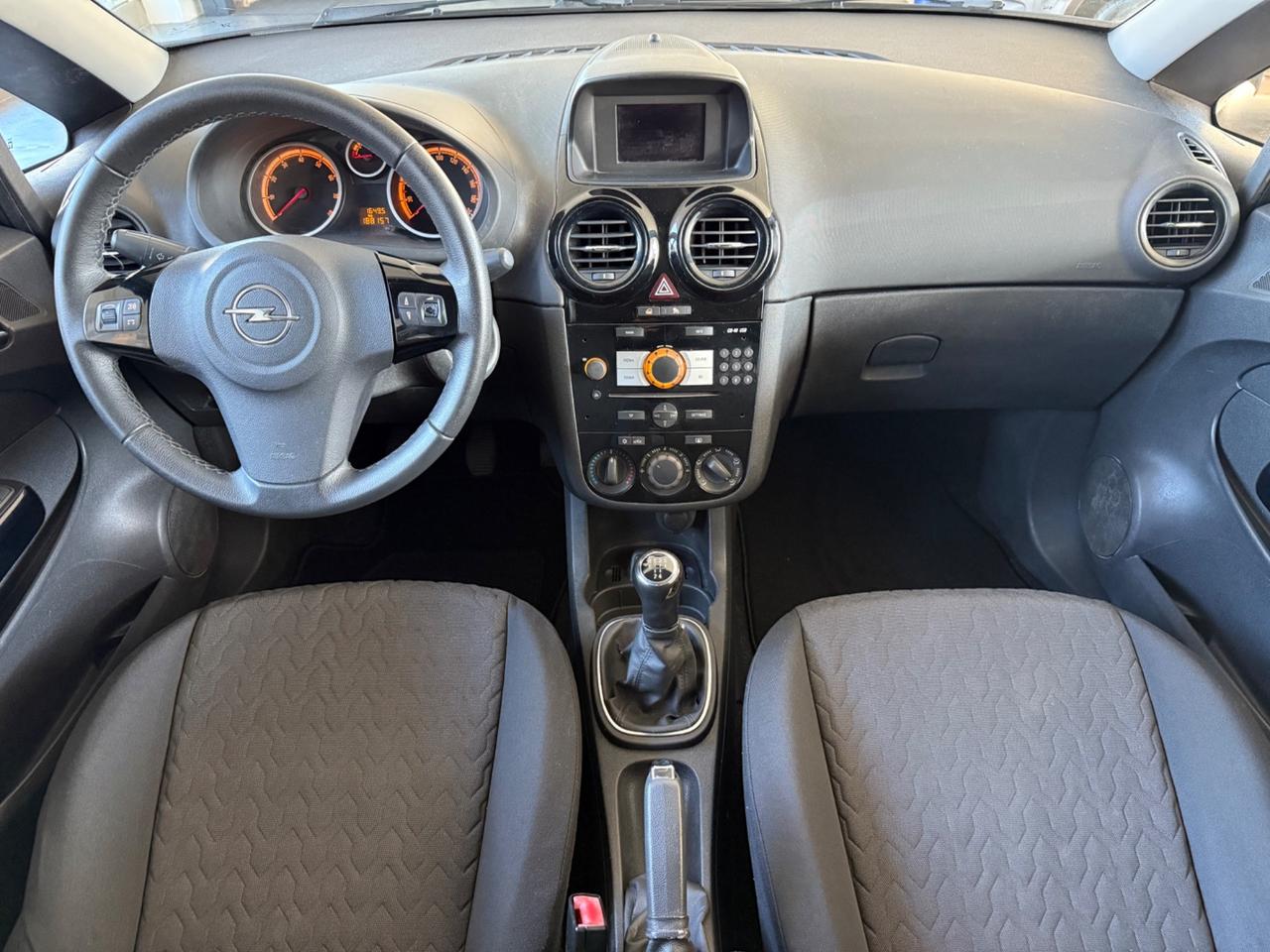 Opel Corsa 1.2 3 porte b-color ok neopatentati