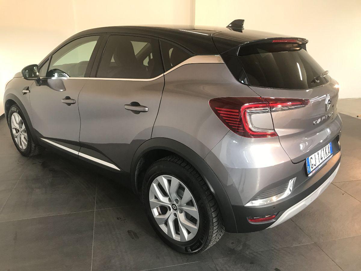 RENAULT Captur TCe 12V 100 CV GPL Intens