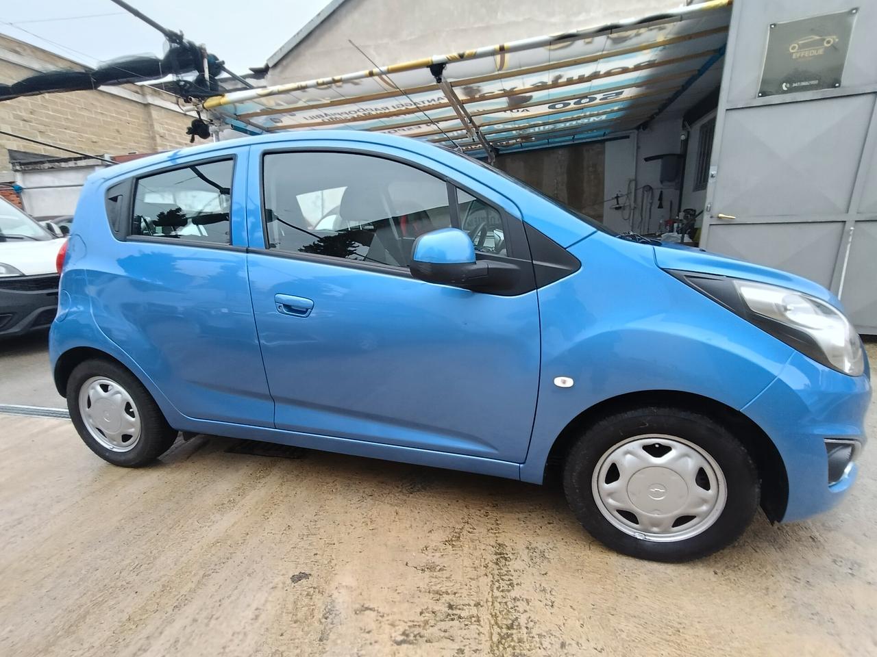 Chevrolet Spark 1.0 LT