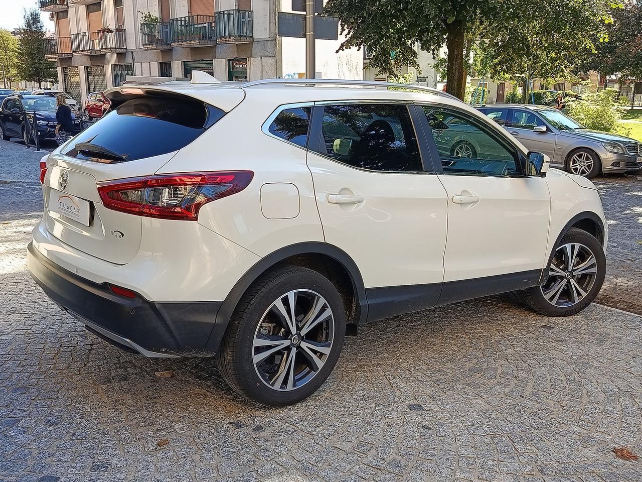 Nissan Qashqai 1.2 DIG-T Business #6661
