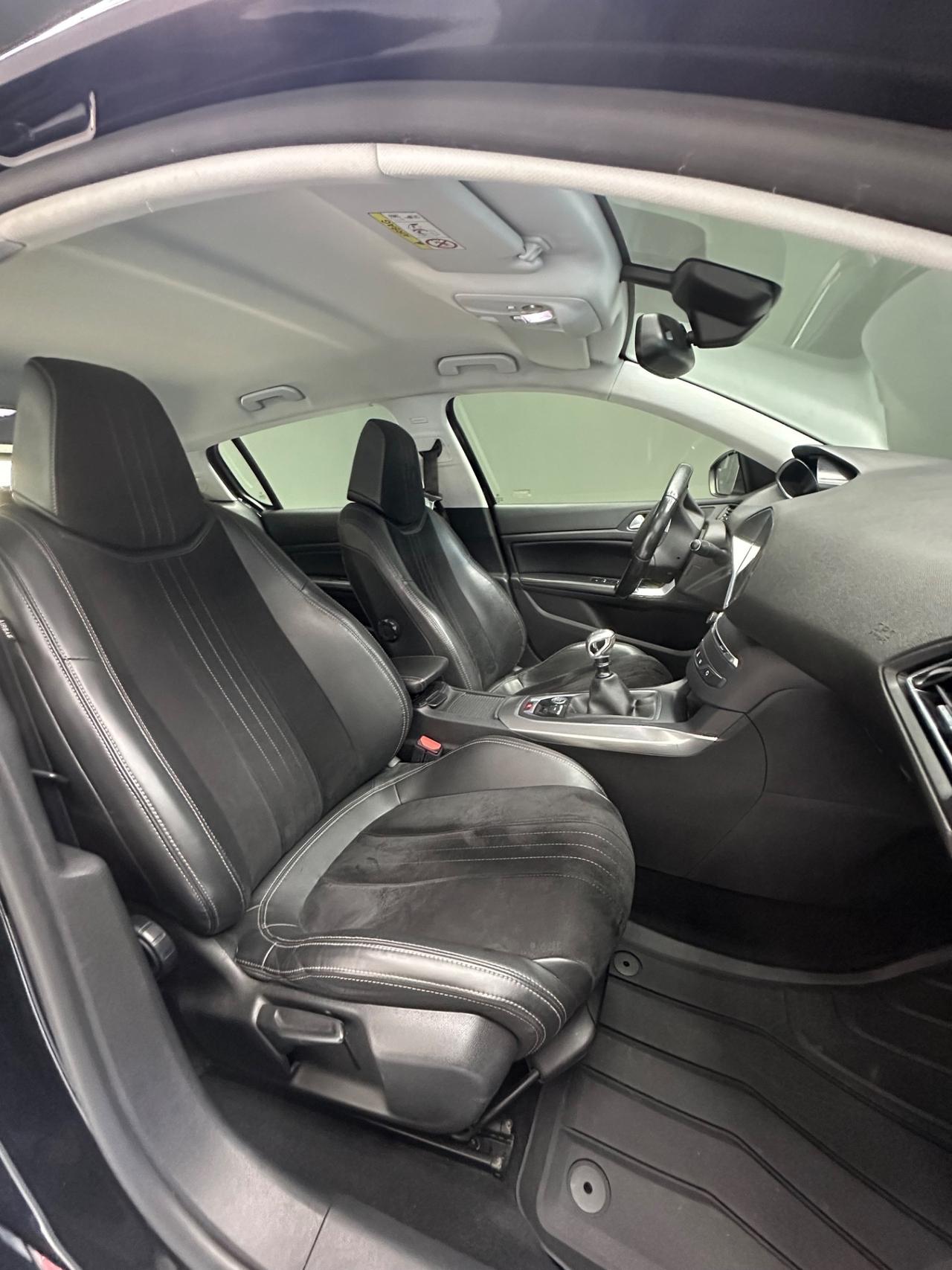 Peugeot 308 BlueHDi 150 S&S Allure
