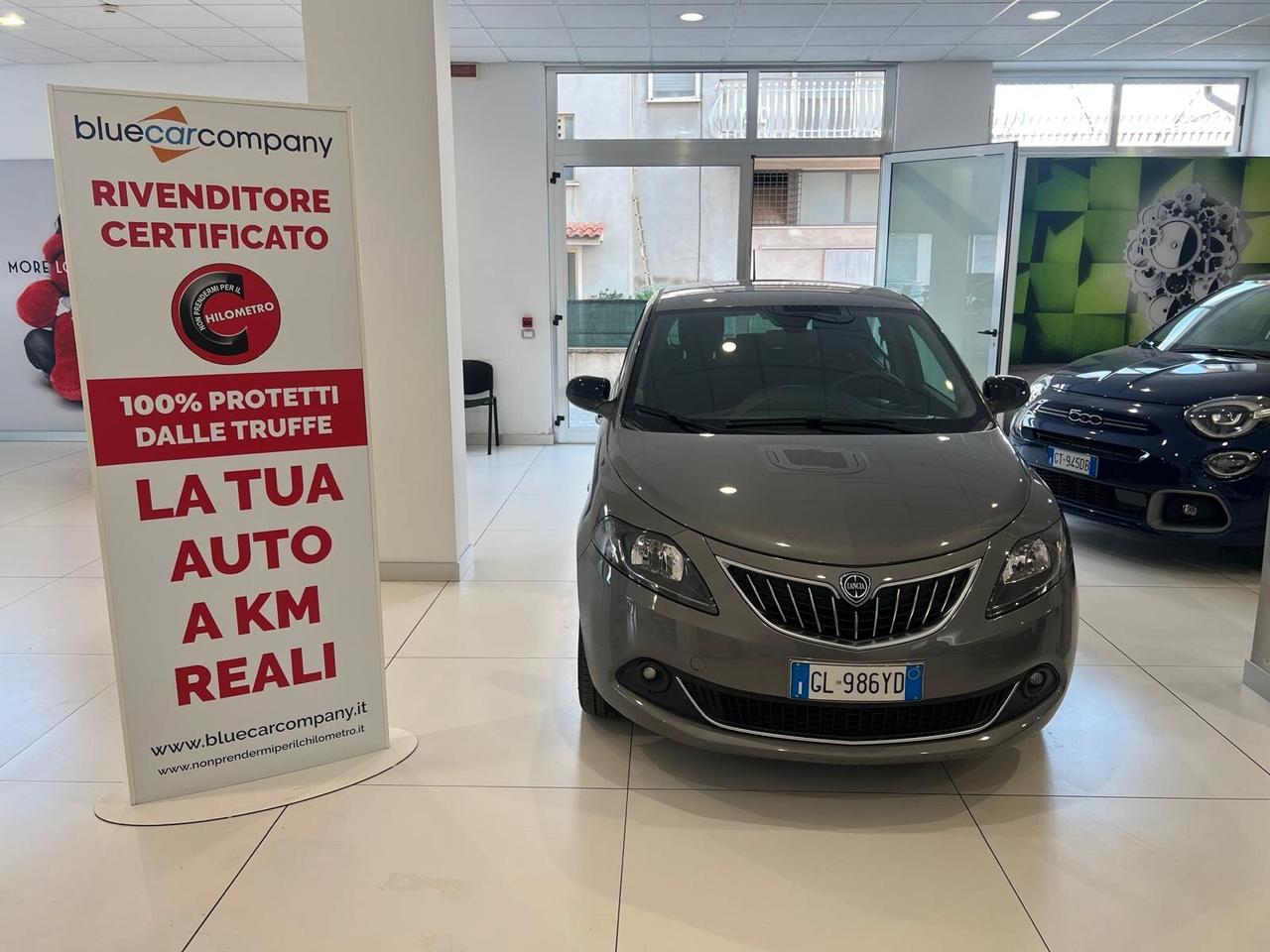Lancia Ypsilon 1.0 FireFly 5 porte S&S Hybrid Gold