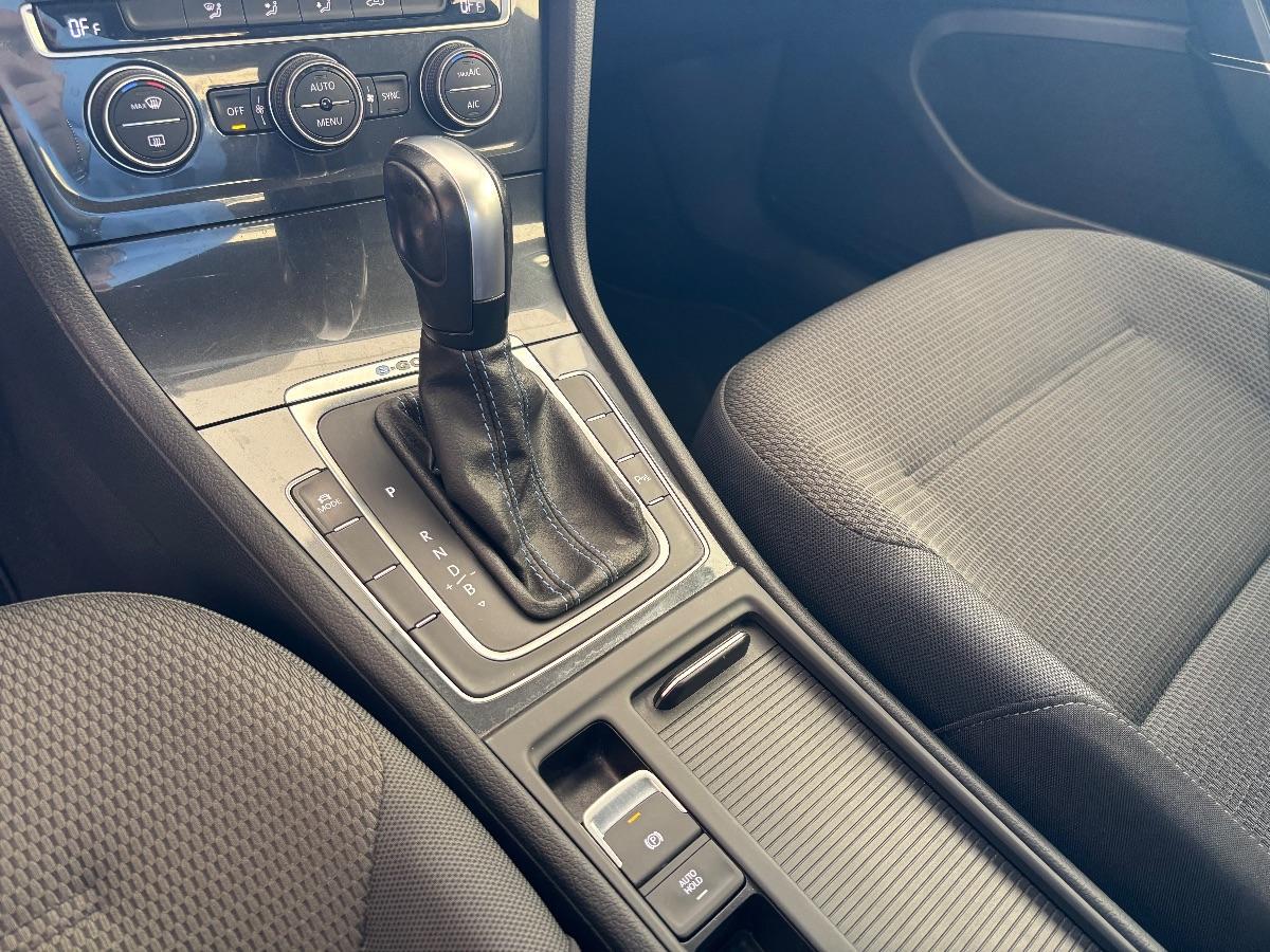 VOLKSWAGEN - e-Golf - 136 CV