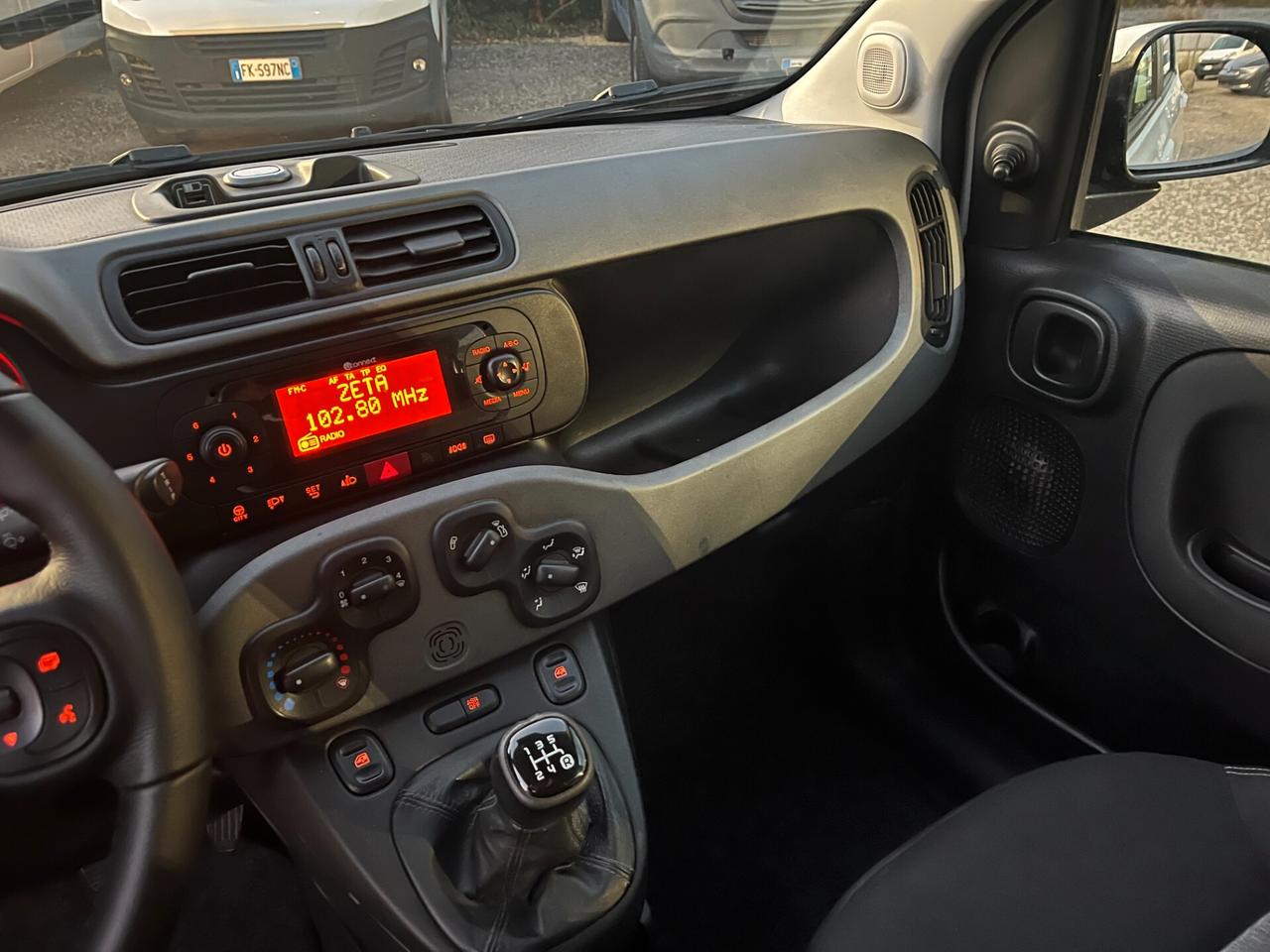 Fiat Panda 1.2 69cv E6 Lounge Hatchback 5-door