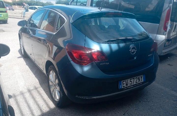 Opel Astra 1.6 CDTI EcoFLEX S&S 5 porte Cosmo