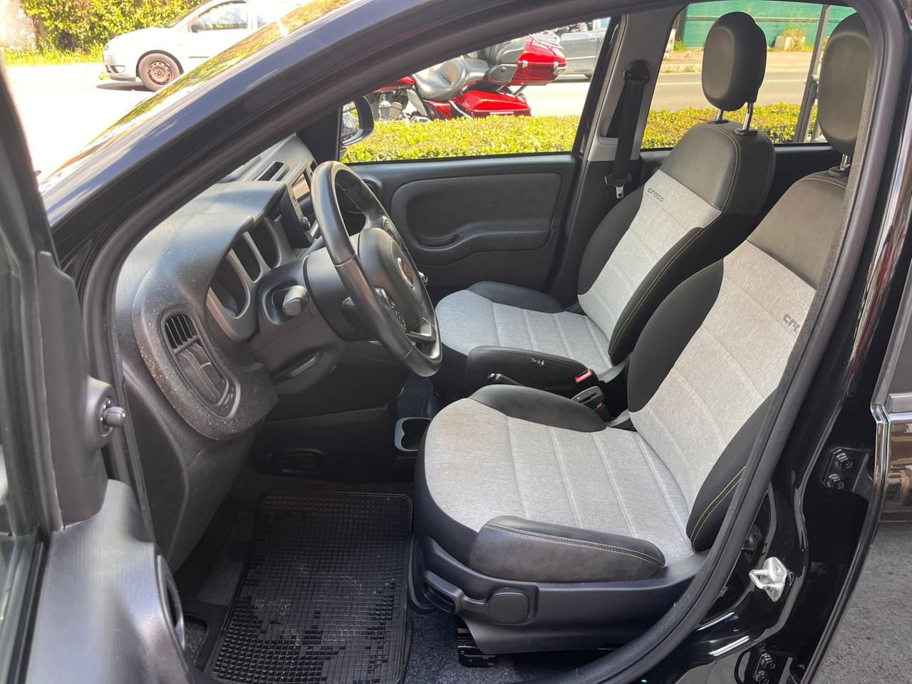 FIAT PANDA HYBRID CITY CROSS 1.0 FIREFLY
