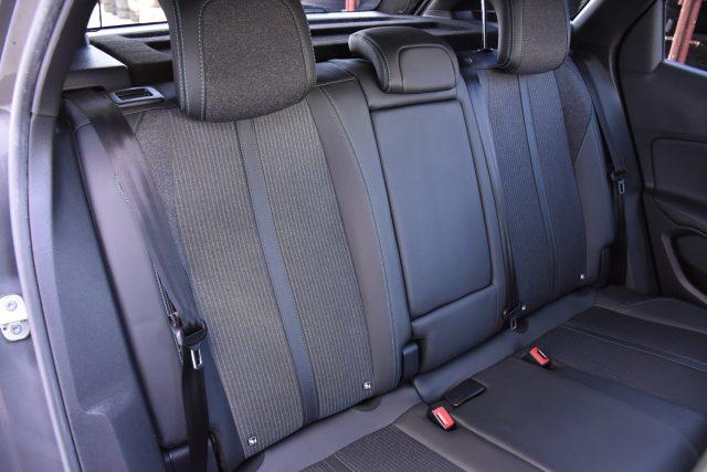 PEUGEOT 5008 BlueHDi 130 S&S EAT8 GT Line