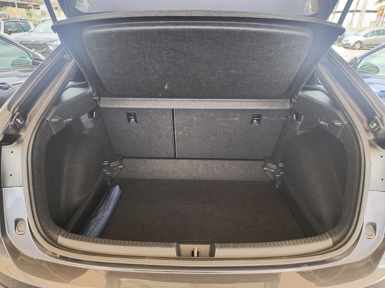 VOLKSWAGEN Taigo - Taigo 1.0 tsi R-Line 115cv