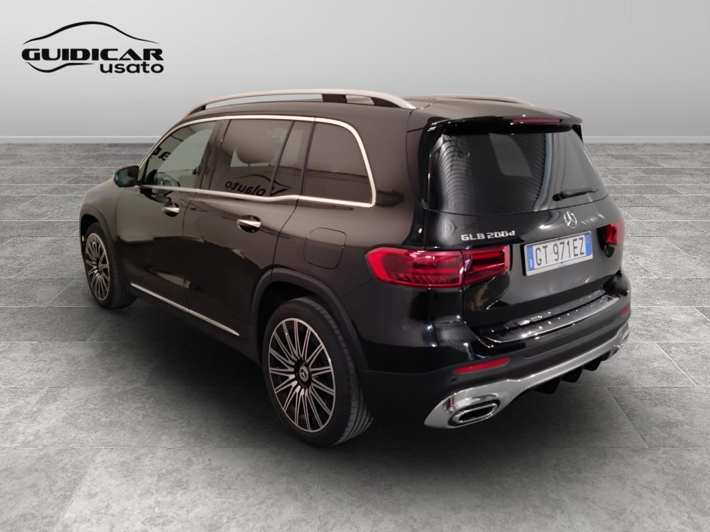 Mercedes-Benz GLB - X247 2023 - GLB 200 d AMG Line Premium auto