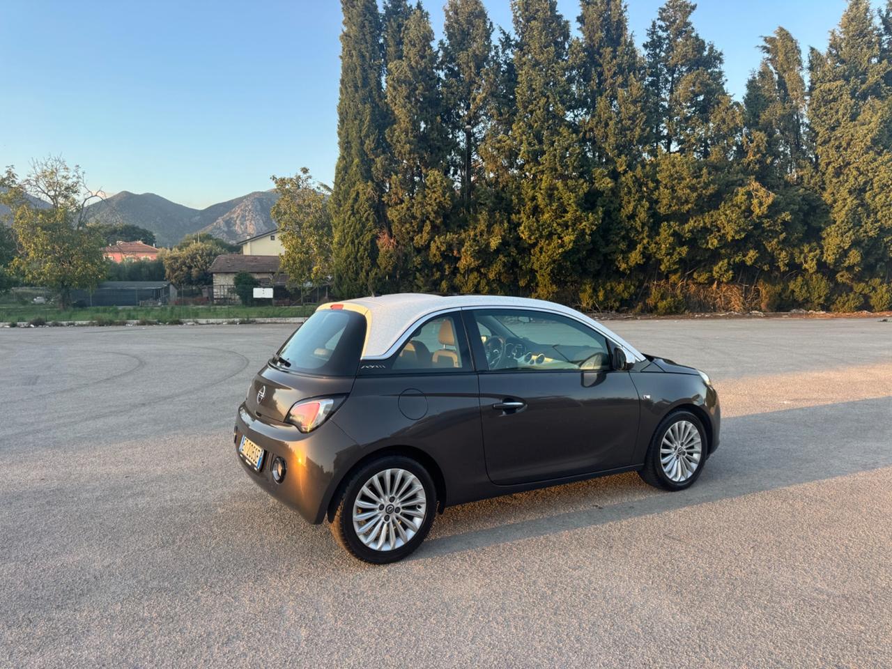 Opel Adam Rocks 1.2 70 CV tetto panoramico