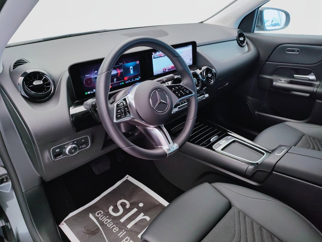 Mercedes-Benz GLA-H247 2023 - GLA 180 d Advanced auto