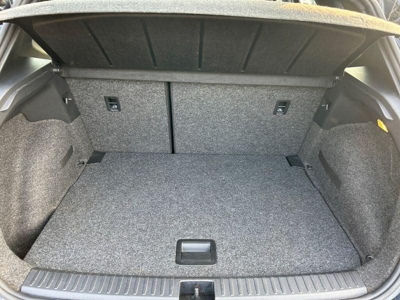 SEAT Arona 1.0 EcoTSI XPERIENCE