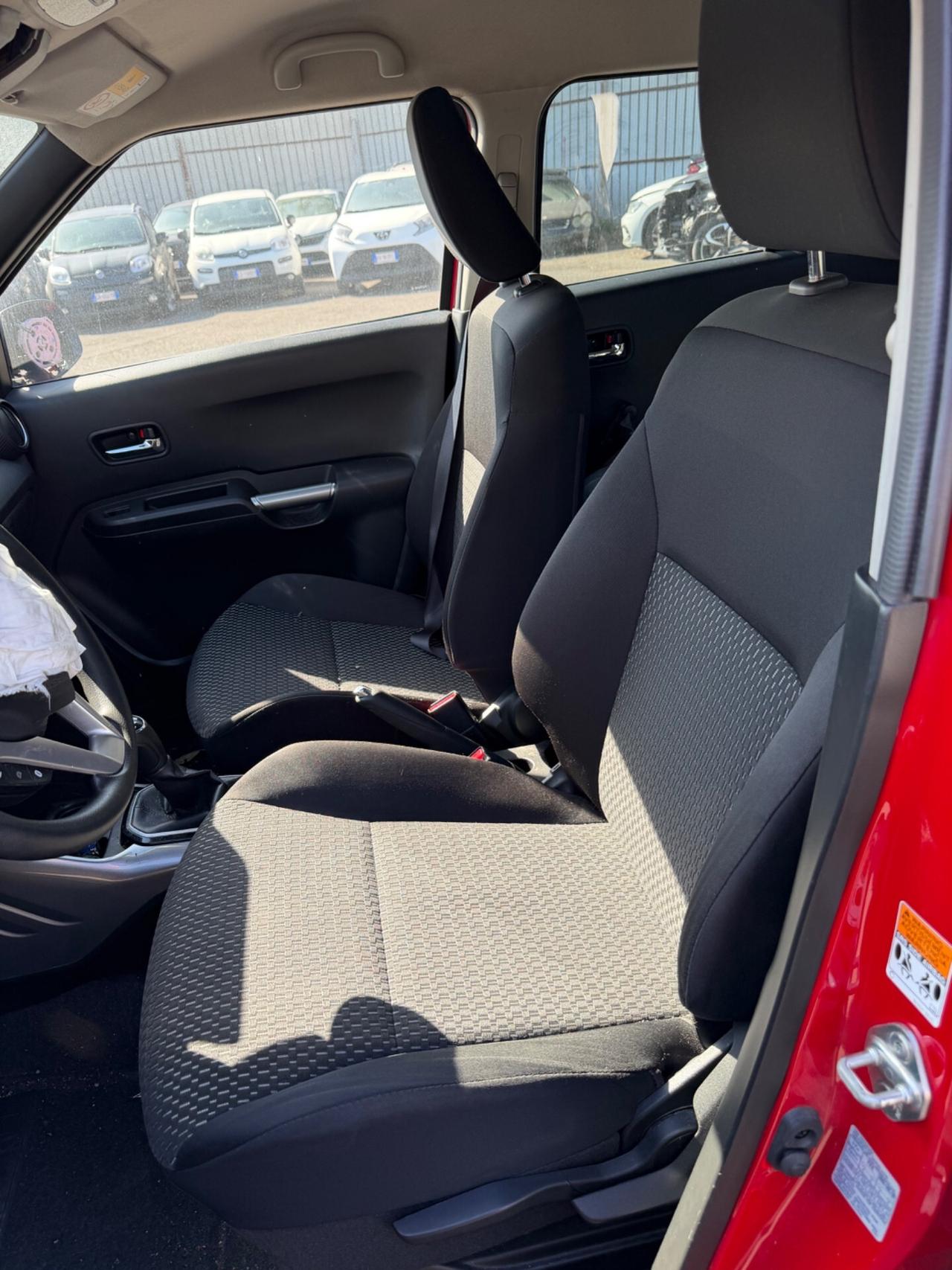 Suzuki Ignis 1.2 Hybrid SINISTRATA